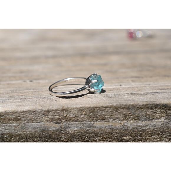 Aquamarine ring set, raw crystal ring sterling  size 3 4 5 6 7 8 9 10 11 12 13 - Picture 9 of 10